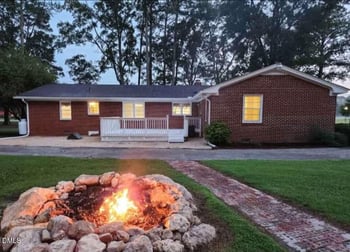 121 Old Moore Rd, Selma, NC 27576