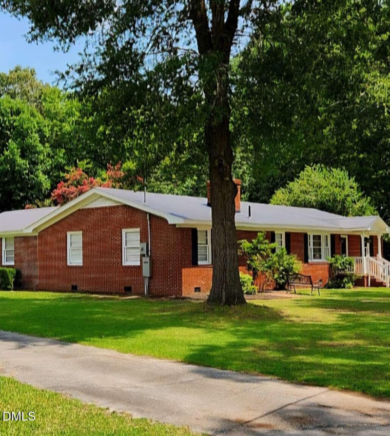 121 Old Moore Rd, Selma, NC 27576