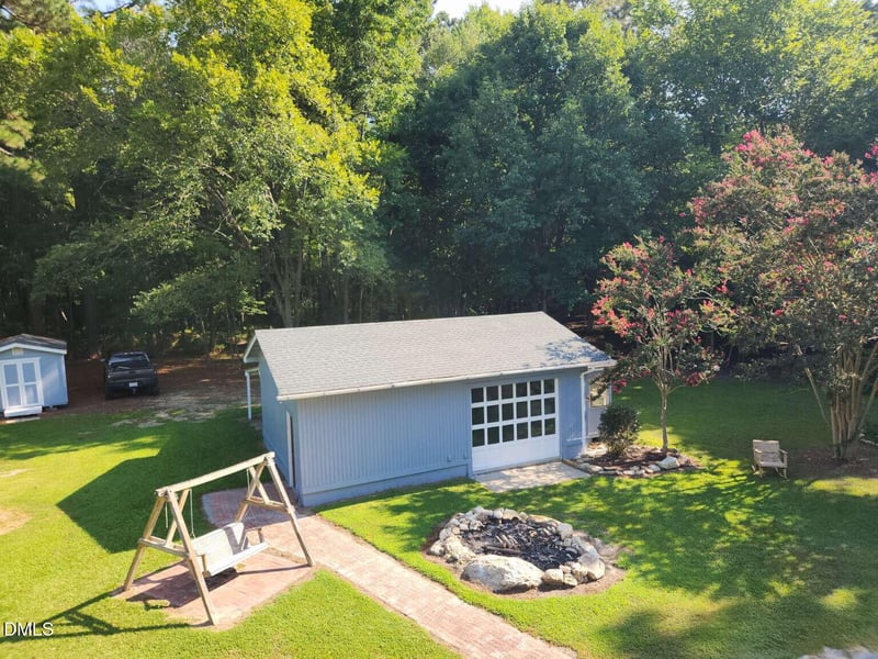121 Old Moore Rd, Selma, NC 27576