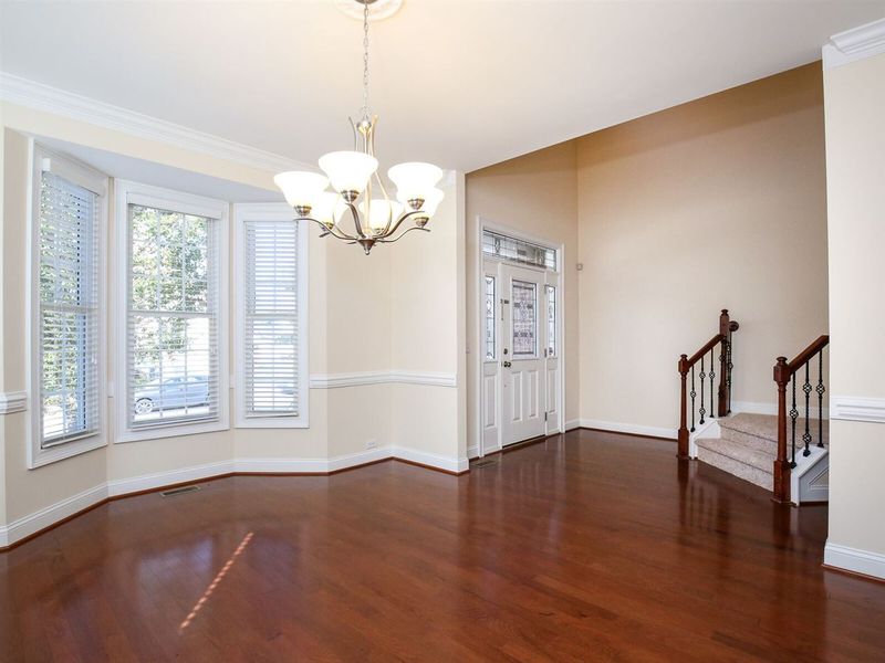 121 Orianna Dr, Morrisville, NC 27560