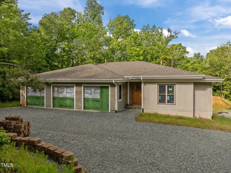 121 Pheasant Ct, Pittsboro, NC 27312