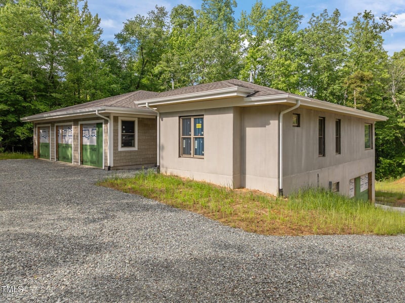 121 Pheasant Ct, Pittsboro, NC 27312