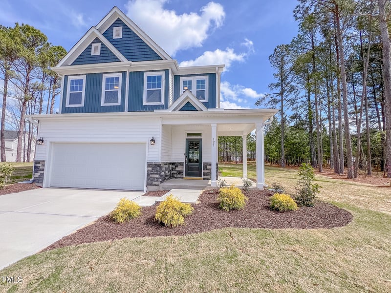 121 Plainfield Ln #134, Lillington, NC 27546