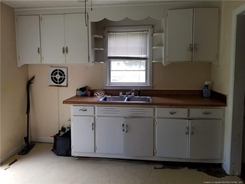 121 Post Ave, Fayetteville, NC 28301