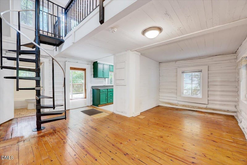 121 Purefoy Rd, Chapel Hill, NC 27514