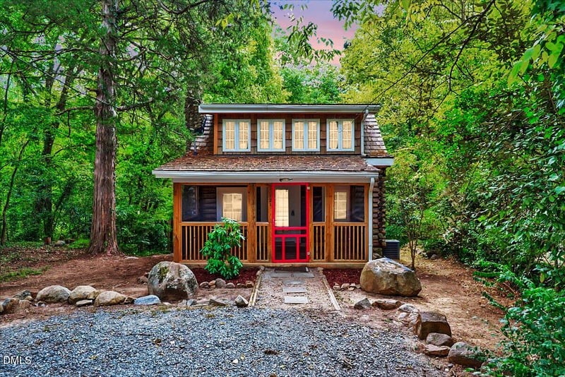 121 Purefoy Rd, Chapel Hill, NC 27514
