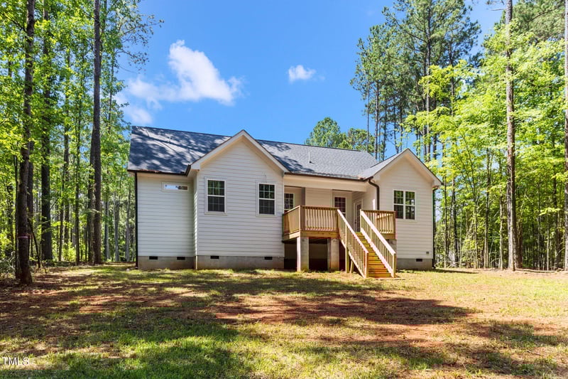 121 Quarterhorse Dr, Louisburg, NC 27549