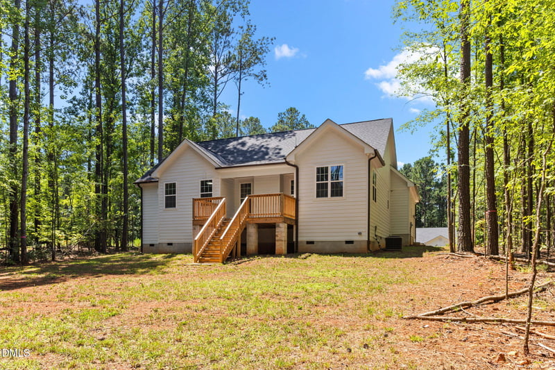 121 Quarterhorse Dr, Louisburg, NC 27549