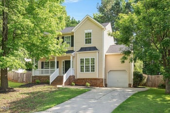 121 River Hills Dr, Clayton, NC 27527