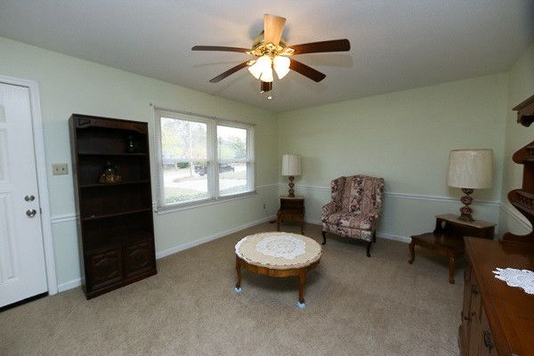 121 Rolling Ridge Cir, Garner, NC 27529