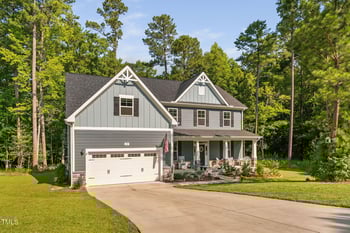 121 Roundrock Ln, Sanford, NC 27330
