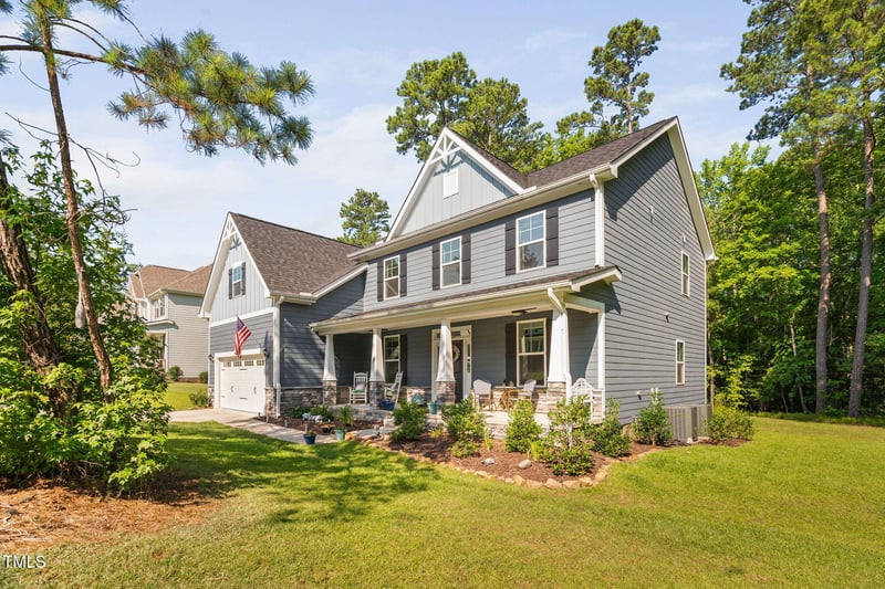 121 Roundrock Ln, Sanford, NC 27330