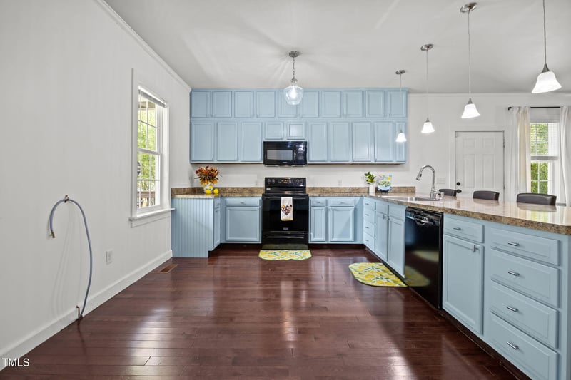 121 Running Bear Dr, Louisburg, NC 27549