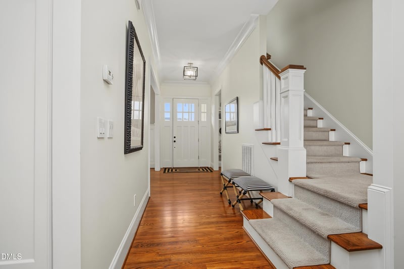 121 Ruskin Dr, Chapel Hill, NC 27516