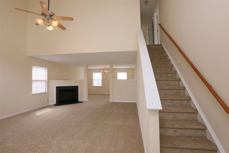 121 Saddle Creek Ln, Durham, NC 27703