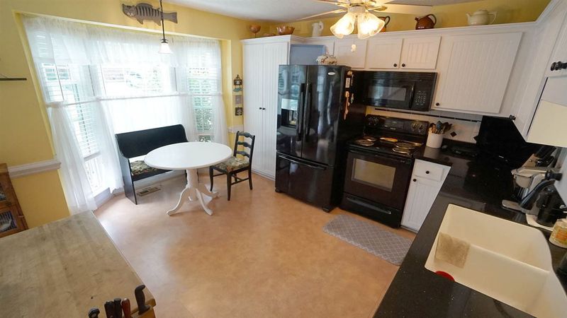 121 Sanair Ct, Apex, NC 27502