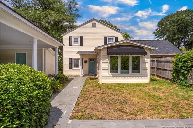121 Stedman St, Fayetteville, NC 28305