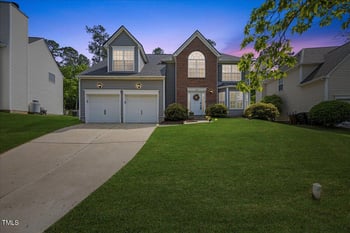121 Talley Ridge Dr, Holly Springs, NC 27540