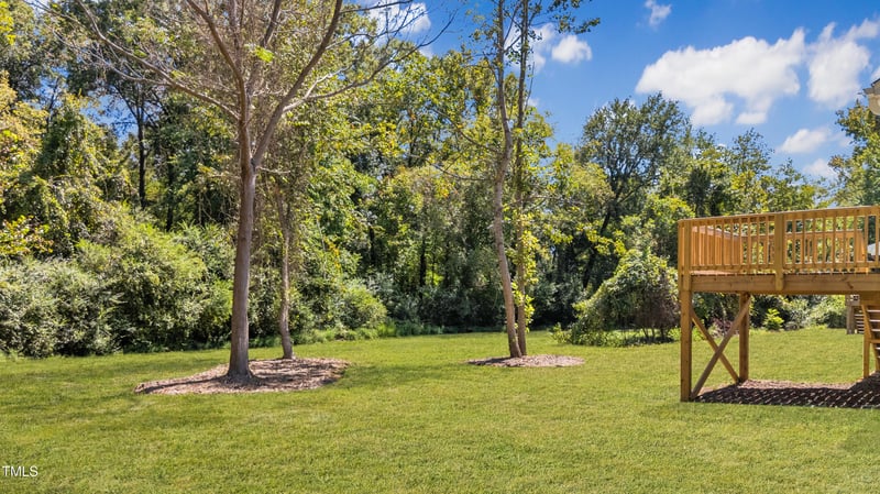 121 Tanglewood Dr, Louisburg, NC 27549