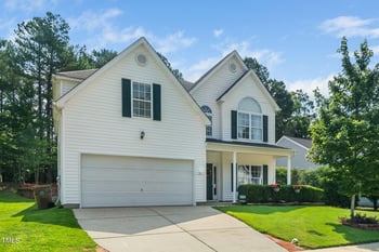 121 Trevor Ridge Dr, Holly Springs, NC 27540