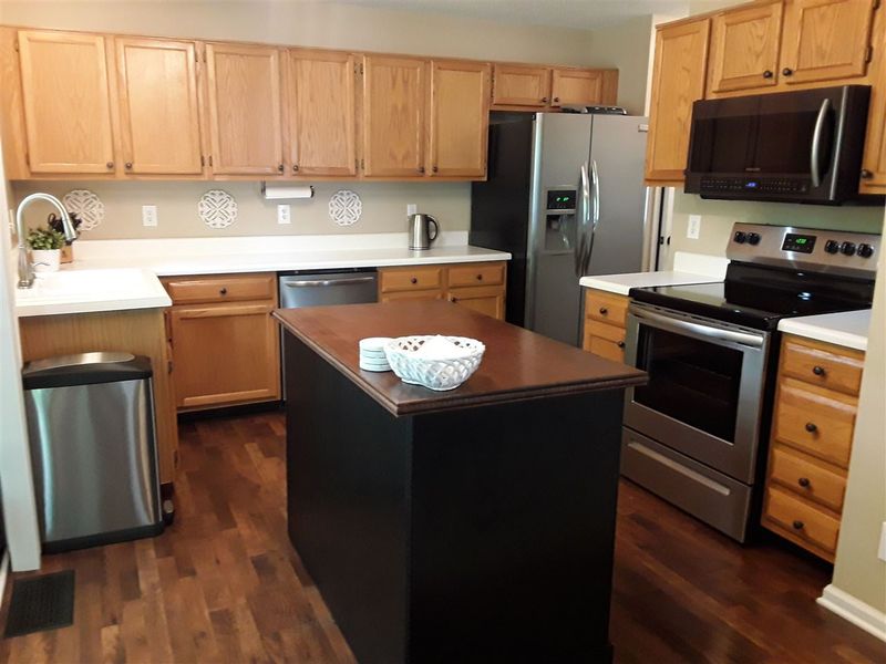 121 Union Mills Way, Cary, NC 27519