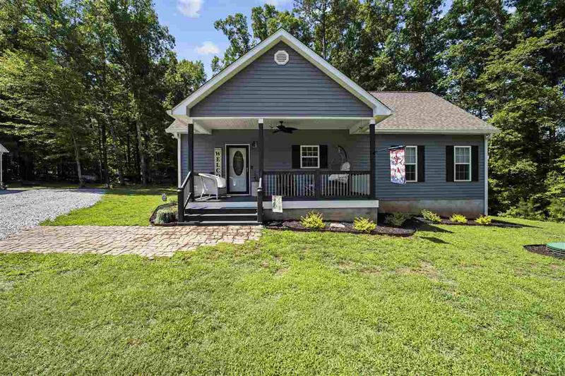 121 Utah Dr, Louisburg, NC 27549