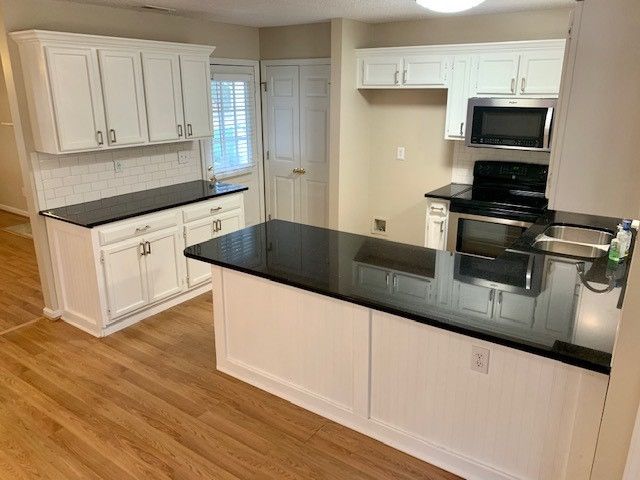 121 Ventura Woods Ct, Wake Forest, NC 27587