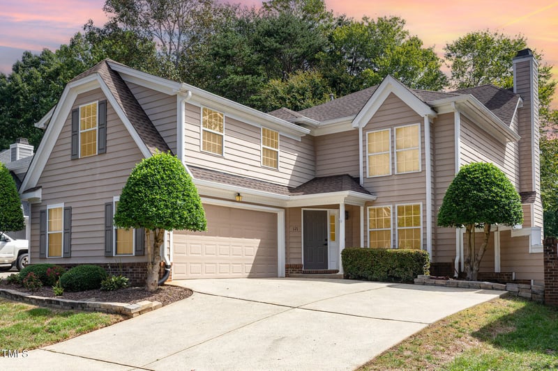 121 Walter Hagen Dr, Mebane, NC 27302