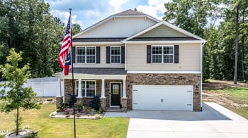 121 Weatherstone Ln, Zebulon, NC 27597