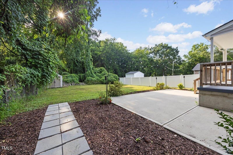 121 West St, Fuquay Varina, NC 27526