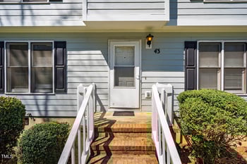 121 Westview Dr, Carrboro, NC 27510
