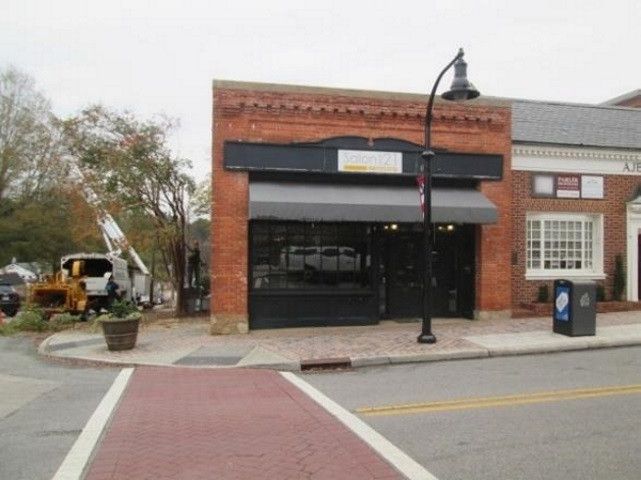 121 S White St, Wake Forest, NC 27587
