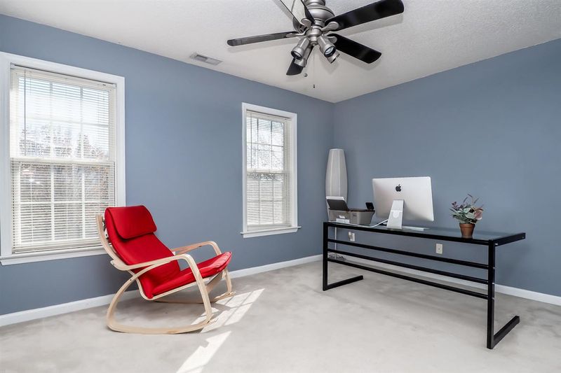 121 Woodson Dr, Clayton, NC 27527