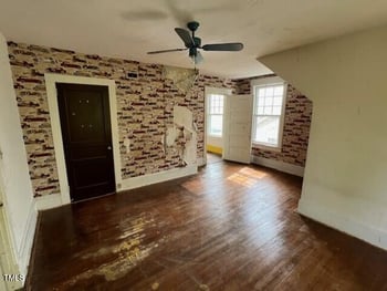 121 Young Ave, Henderson, NC 27536