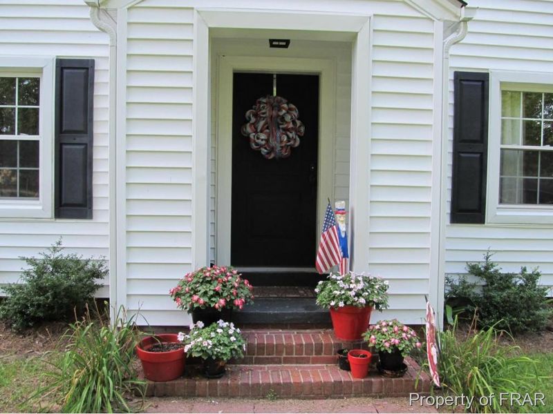 1210 S 14th St, Lillington, NC 27546