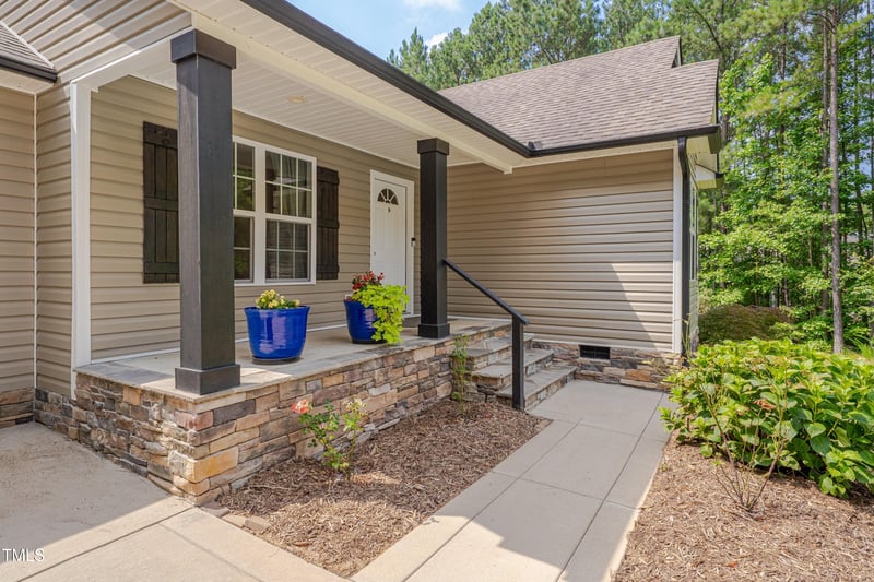 1210 Bayview Ct, Franklinton, NC 27525