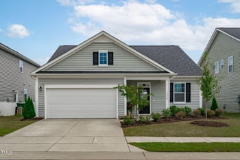1210 Briar Gate Dr, Holly Springs, NC 27540