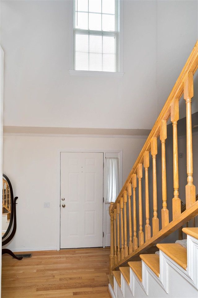 1210 Canterbury Brook Ln, Apex, NC 27502