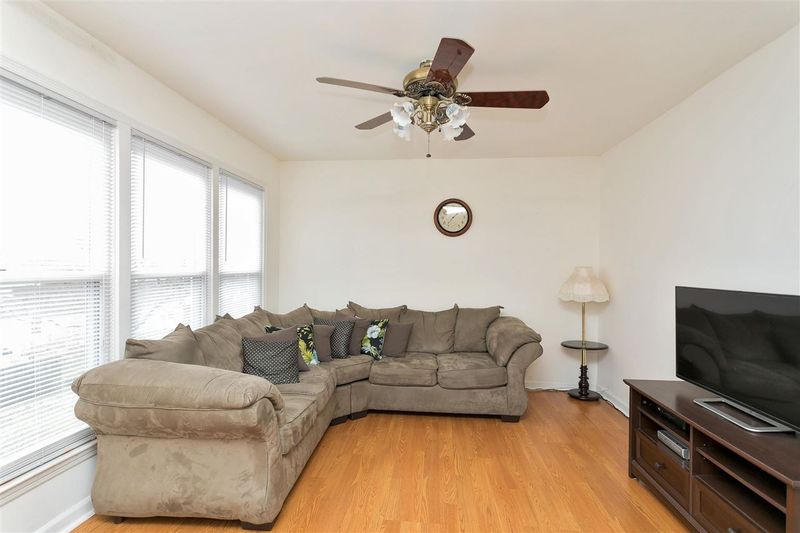1210 Canterbury Brook Ln, Apex, NC 27502