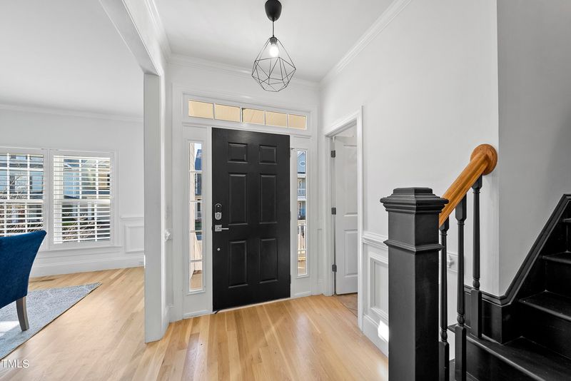 1210 Chalk Maple Dr, Cary, NC 27519