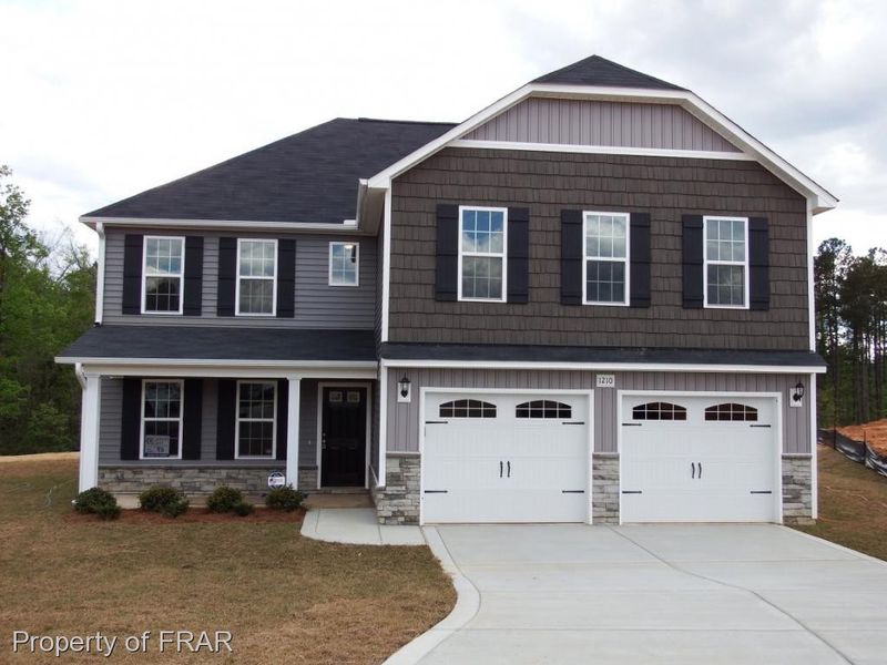 1210 Coot Ct, Hope Mills, NC 28348