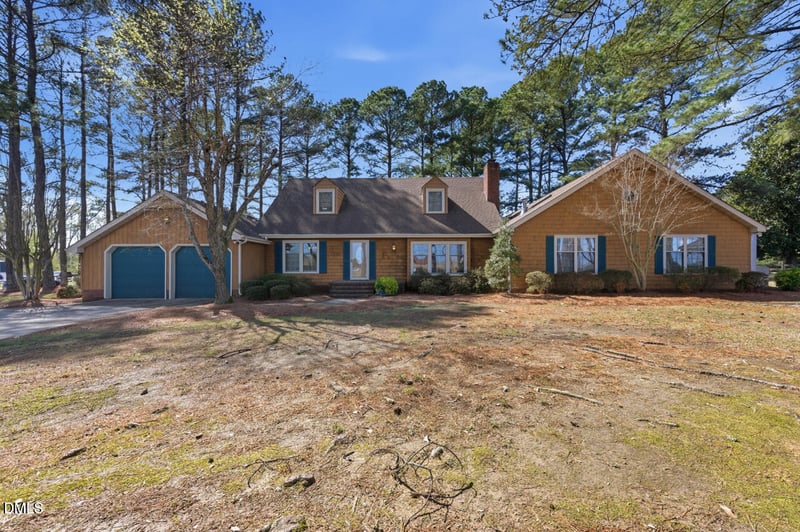 1210 Cumberland St, Dunn, NC 28334