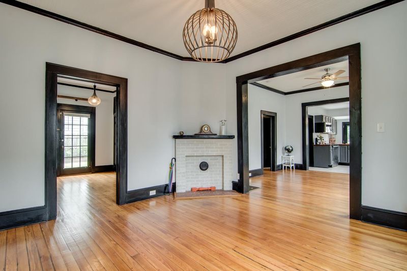 1210 Eva St, Durham, NC 27703