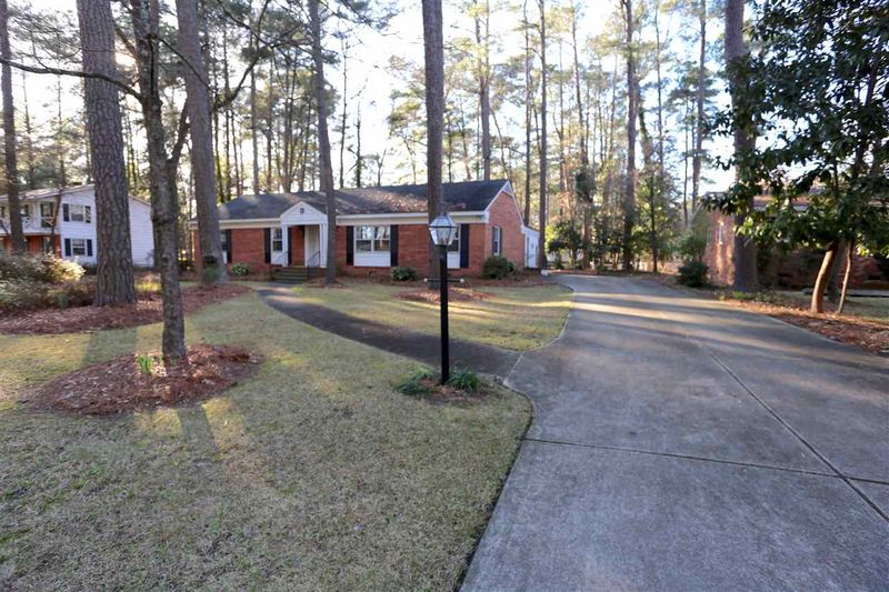 1210 S First St, Smithfield, NC 27577