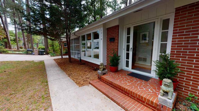 1210 Poplar Ave, Garner, NC 27529