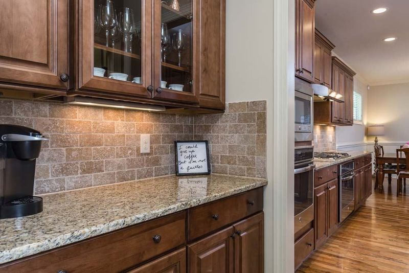 1210 Sand Pine Dr, Cary, NC 27519