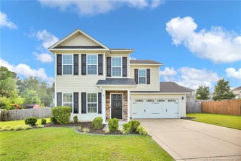1210 Snipe Ct, Hope Mills, NC 28348
