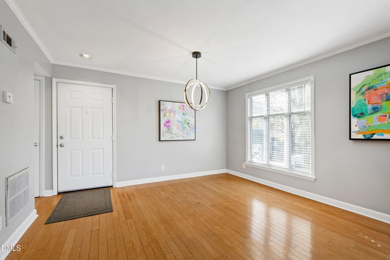 1210 Westview Ln #301, Raleigh, NC 27605