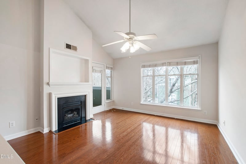 1210 Westview Ln #303, Raleigh, NC 27605