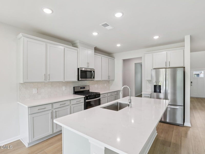 1210 Winding Spg Dr, Mebane, NC 27302